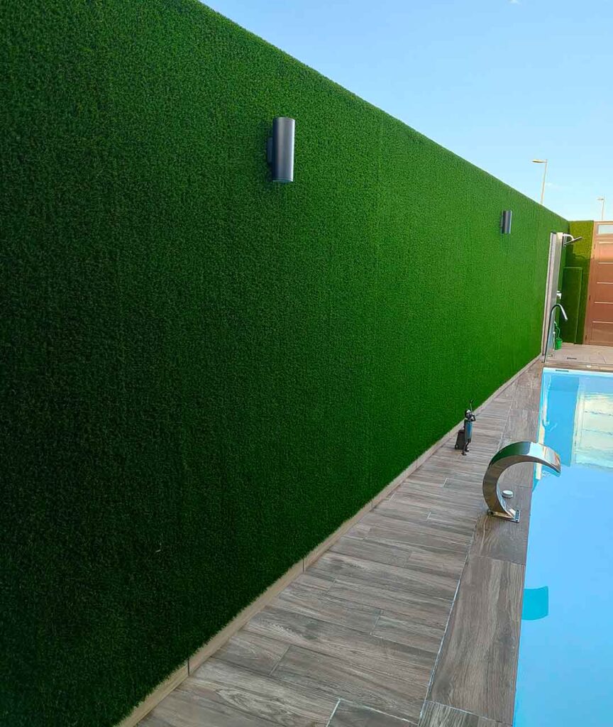 Como crear un jardin vertical de cesped artificial Flor&Design